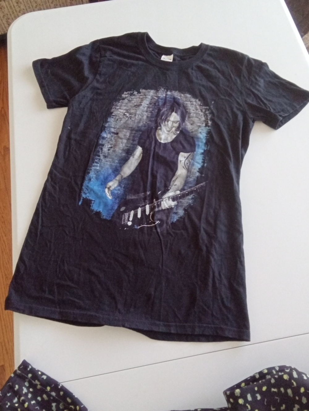 Gildan Black KEITH URBAN Tee with Guitarist Illustration and Blue Accents